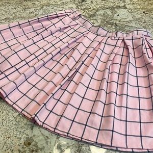 Hot Topic Black and Pink Grid style Pleated Style Skirt